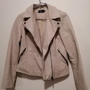 Manteau en faux cuir beige